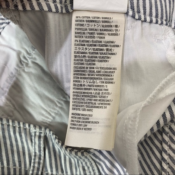 Hollister Striped Low Rise Shorts Size 3 - Picture 9 of 9